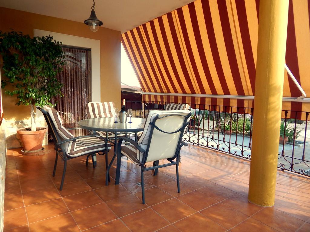 Villa Maria - Pista De Padel Y Piscina Baena Chambre photo