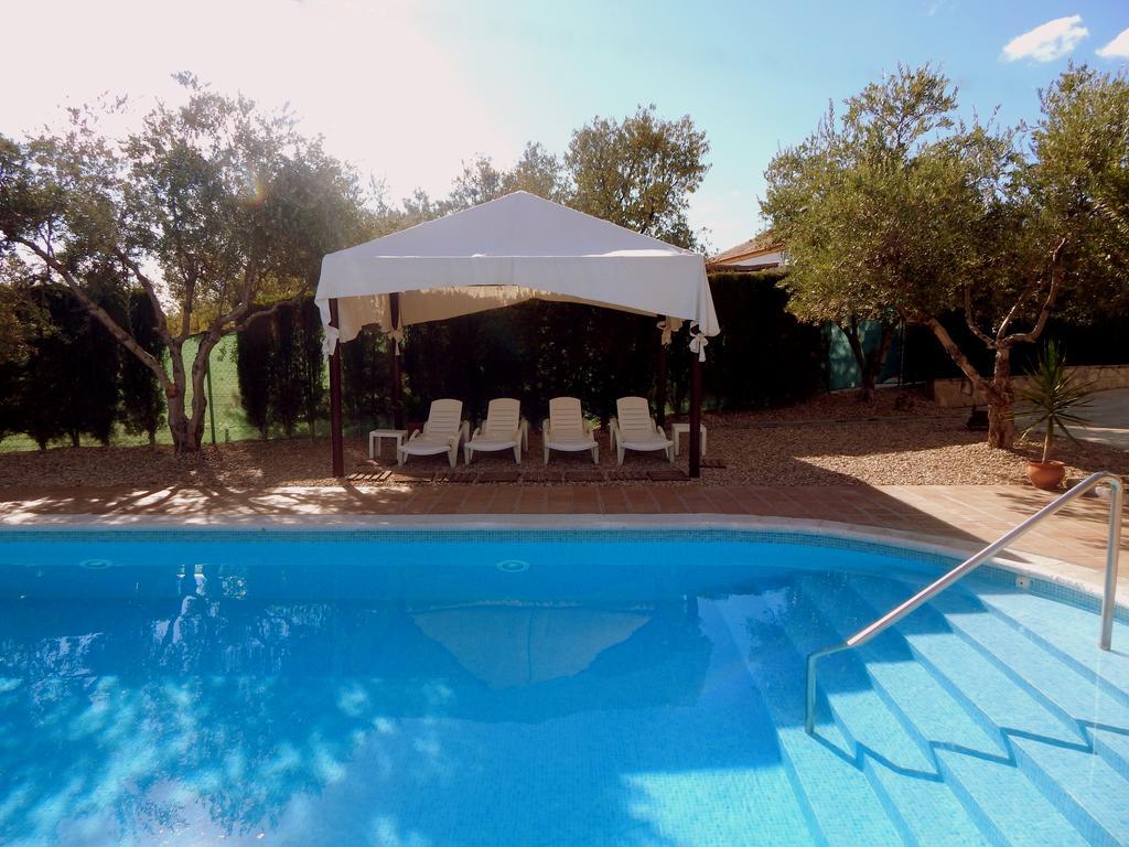 Villa Maria - Pista De Padel Y Piscina Baena Extérieur photo