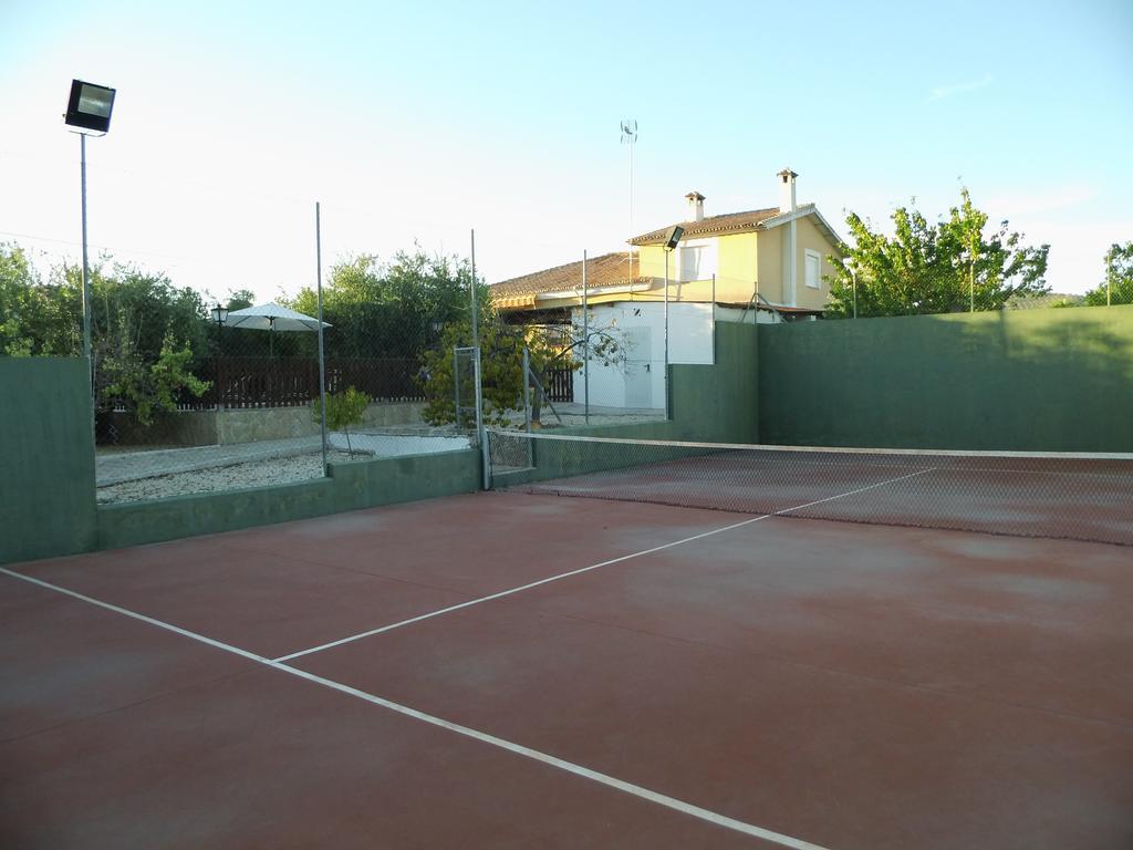 Villa Maria - Pista De Padel Y Piscina Baena Extérieur photo